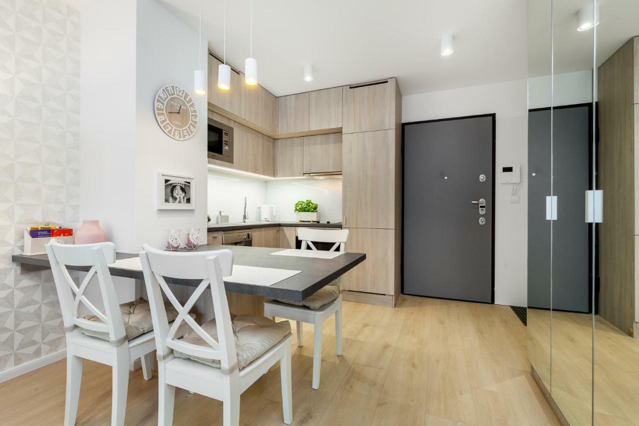 Apartamenty Black&White - Apartament Batory Five 그디니아 외부 사진
